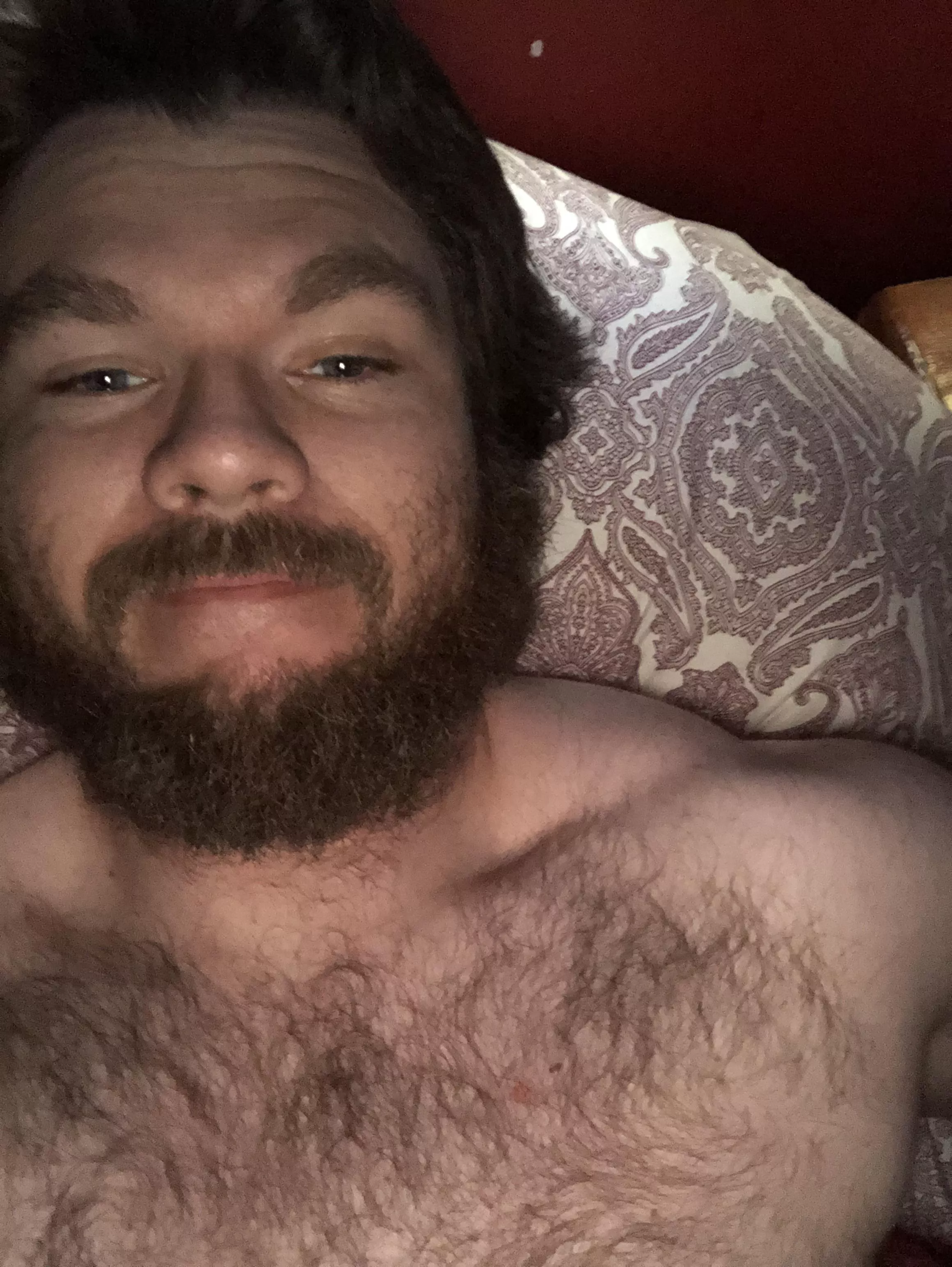 Chubby dude who still has his athlete body (kind of 😂)