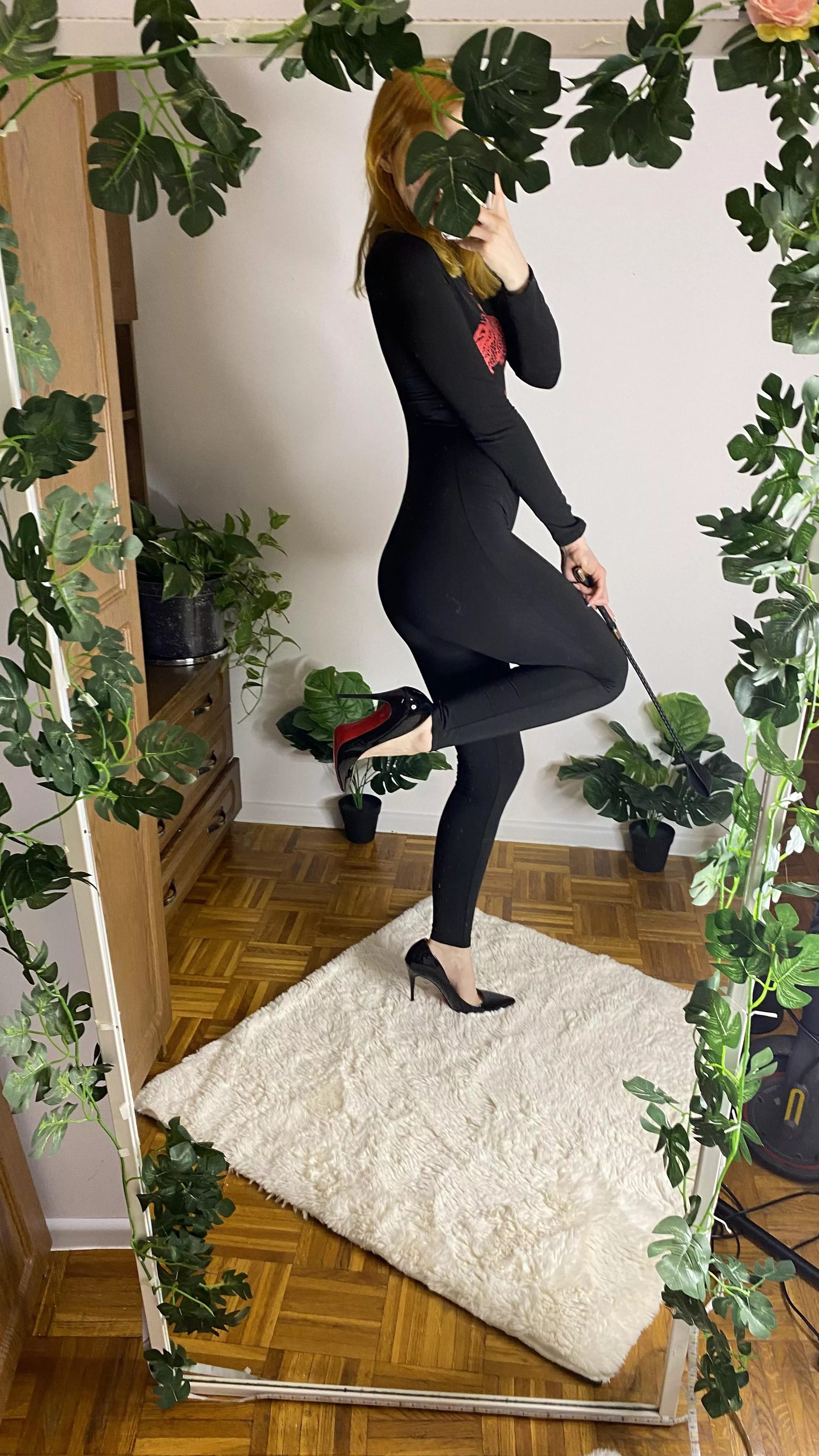 Classic red bottoms 🎈