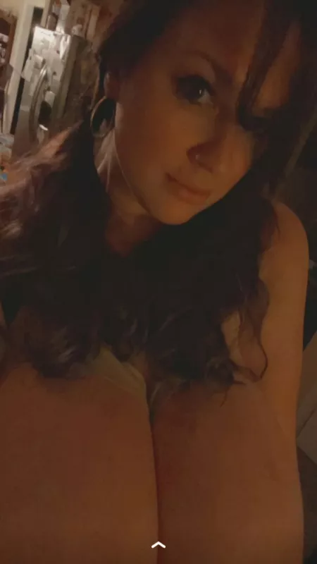 Cleavage when she was tipsy