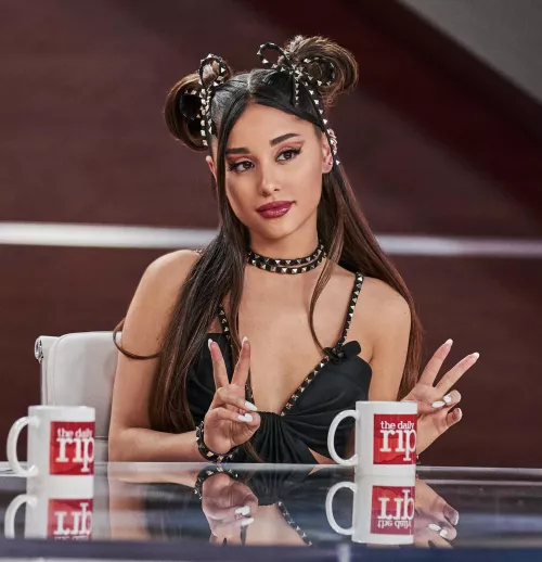 Closing out the year with a massive load for Ariana Grande