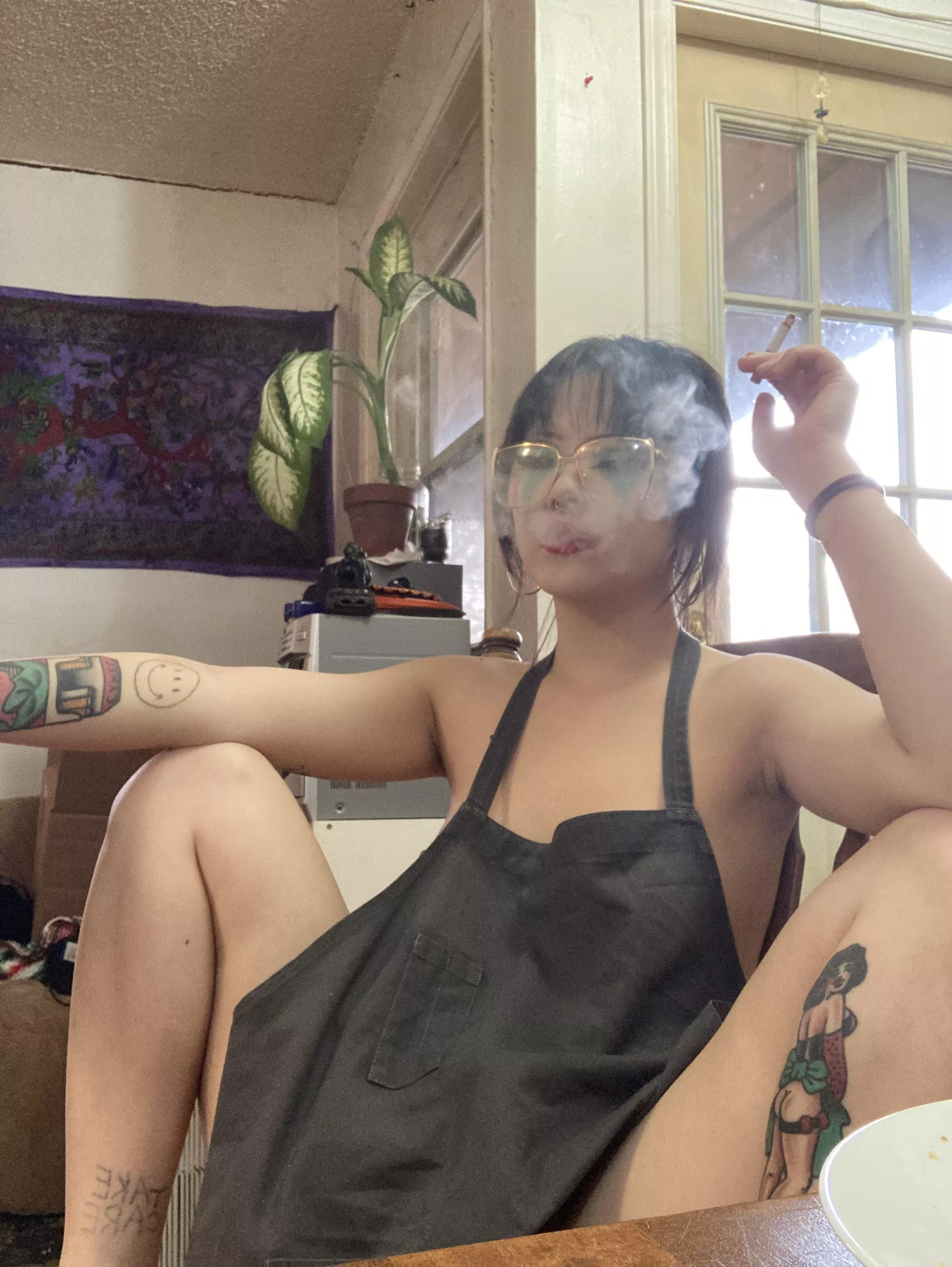 Clowning around in the kitchen, don’t get ash in the food