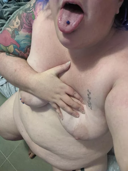 Coat me in cum daddy...