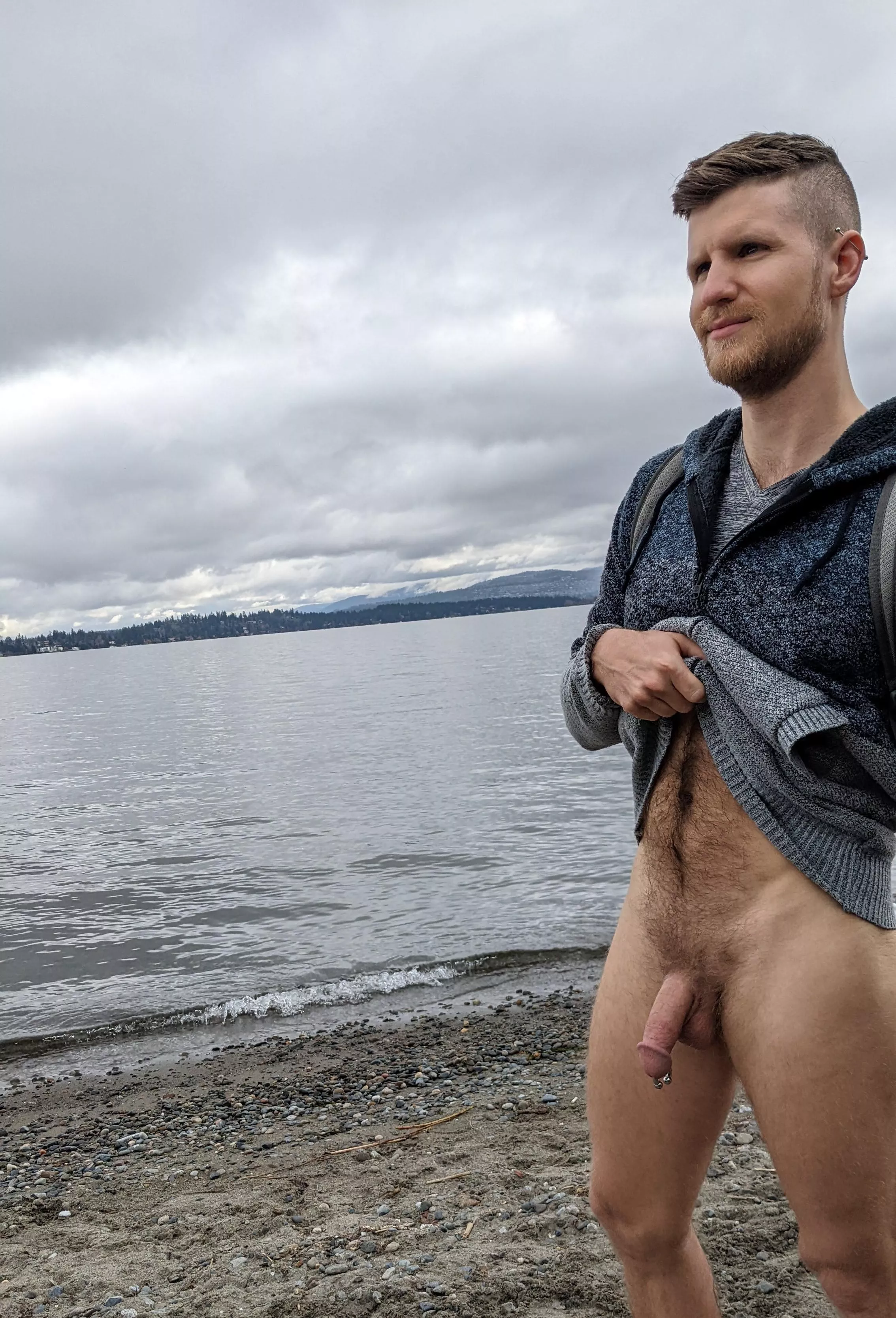 Cold, but still had to get partly naked 😜