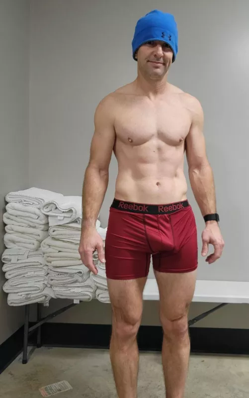 Cold in my midwestern gym(43)