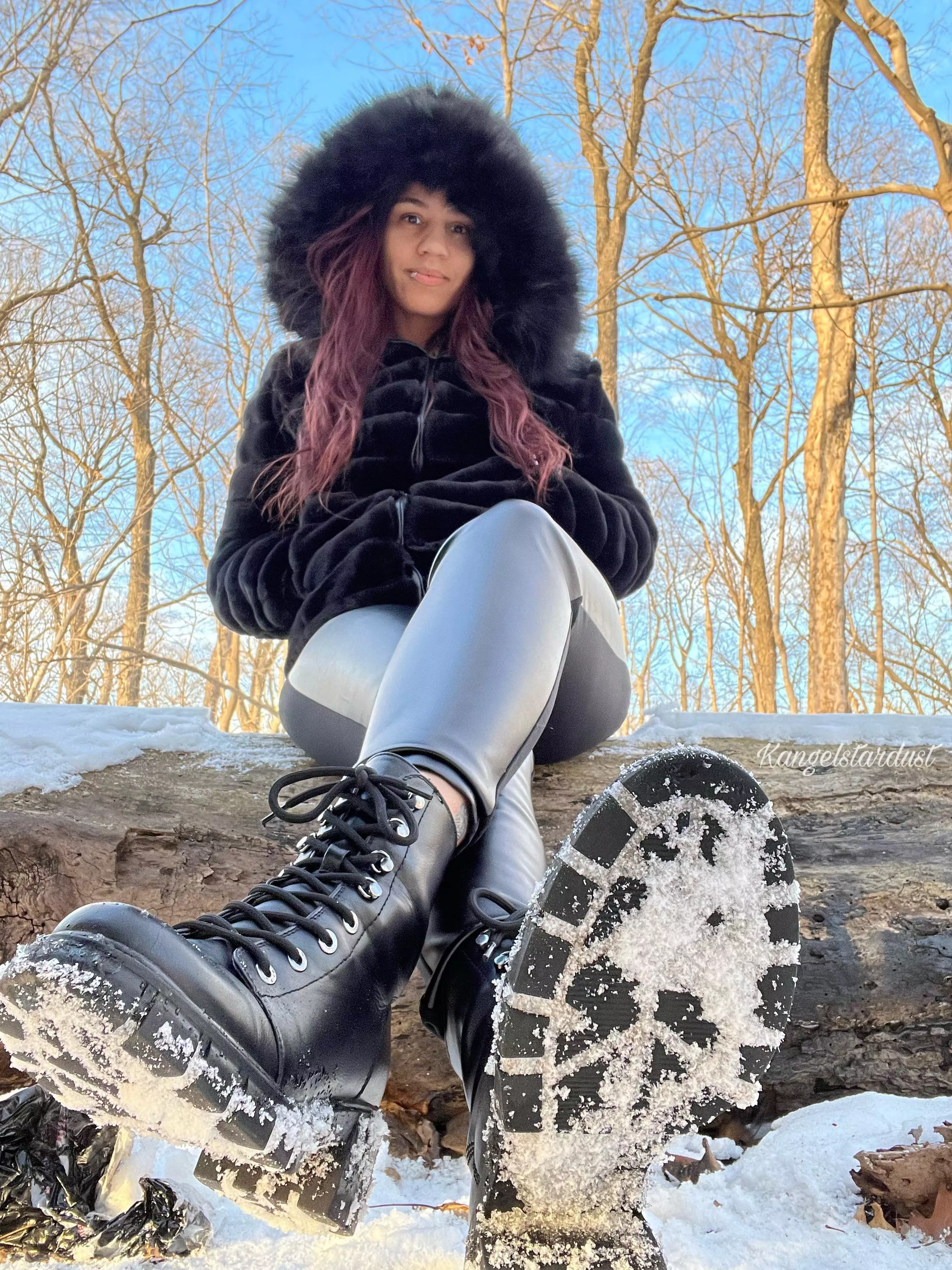 Combat boots = power, butterflies and confidence 🥵 Combat boots = power, butterflies and confidence 🥵