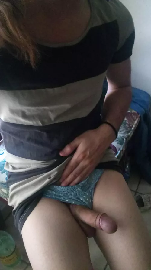 Come and strock It, we know you want it🤤