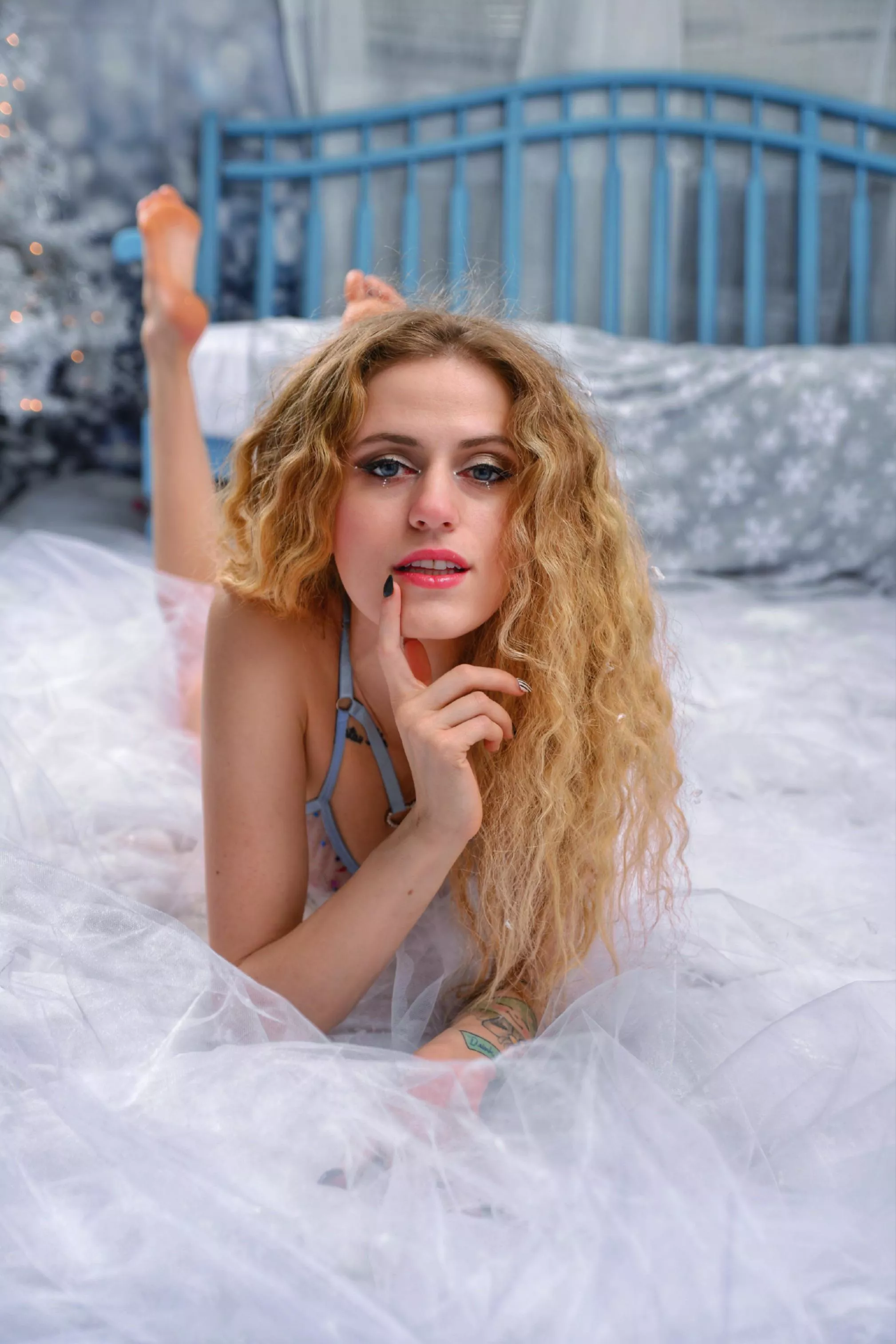 Come closer. I only bite if you want me to😈