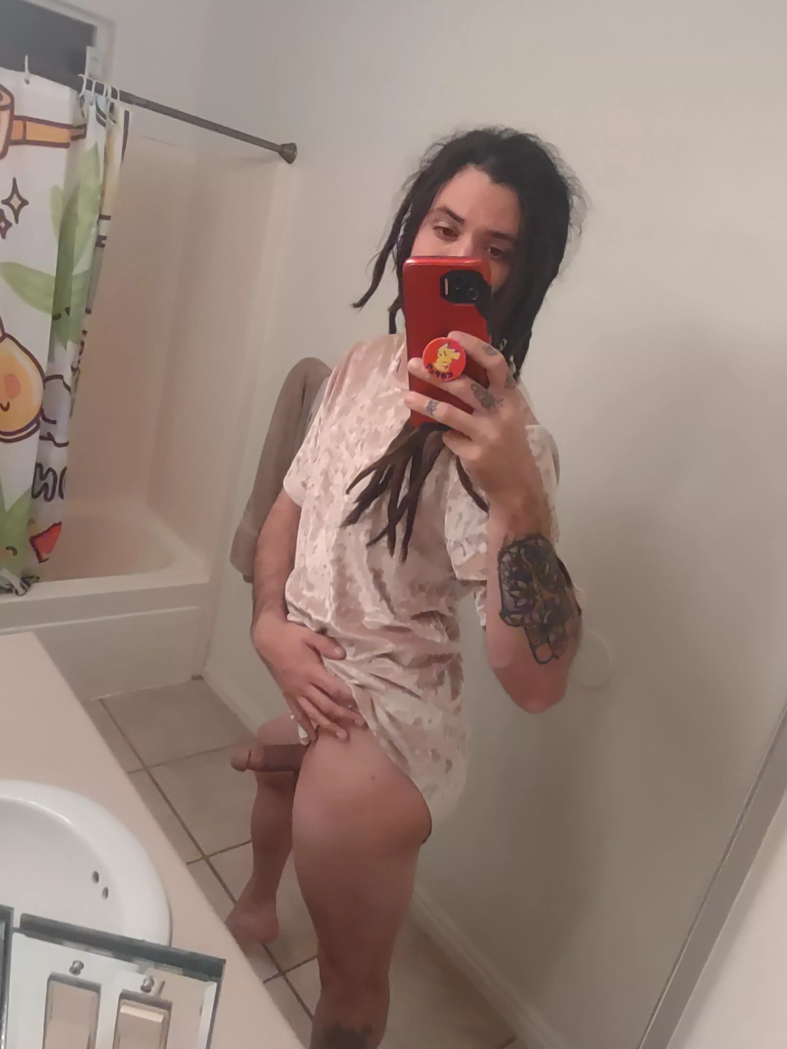 Come get on your knees for me😈😘