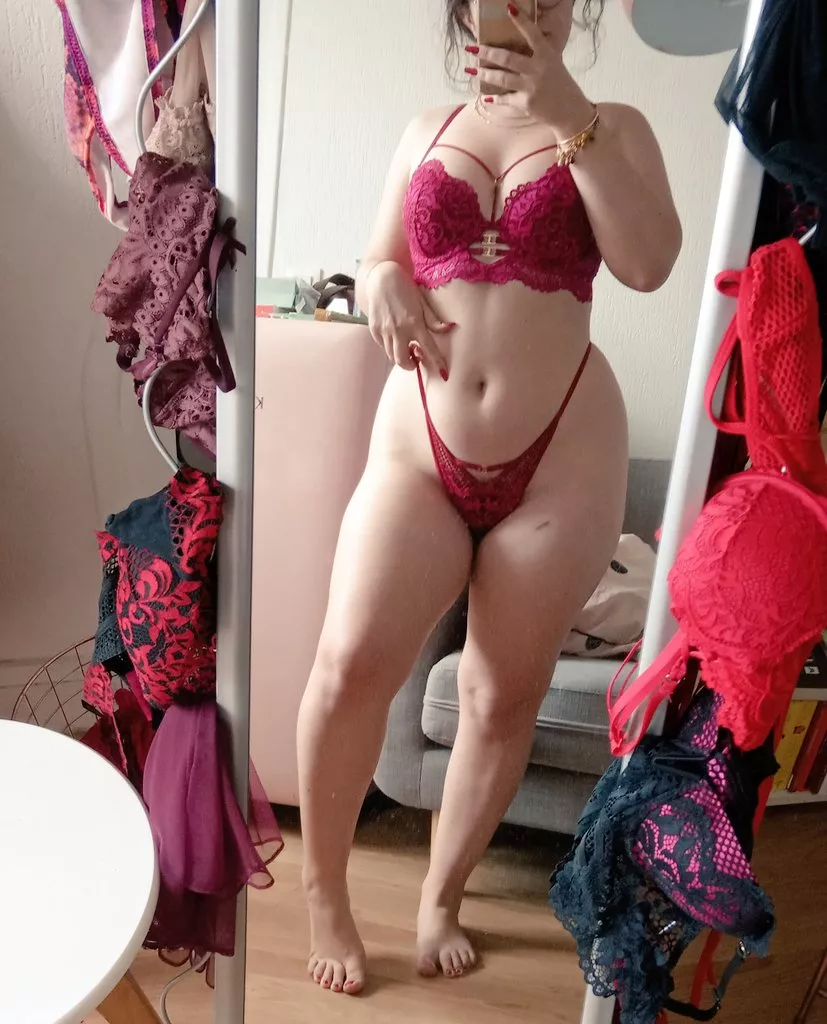 Come have a show with me on KIK or SKYPE! see comments Come have a show with me on KIK or SKYPE! see comments