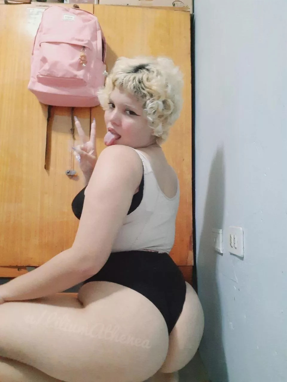 Come have a taste of me baby, I know I can make you go crazy💋 I know you want to see some of my [pic] & [vid] I can also be your girlfriend with my [gfe] Let me [rate] you or we can just have a [sext] session. Everything is possible when you're w