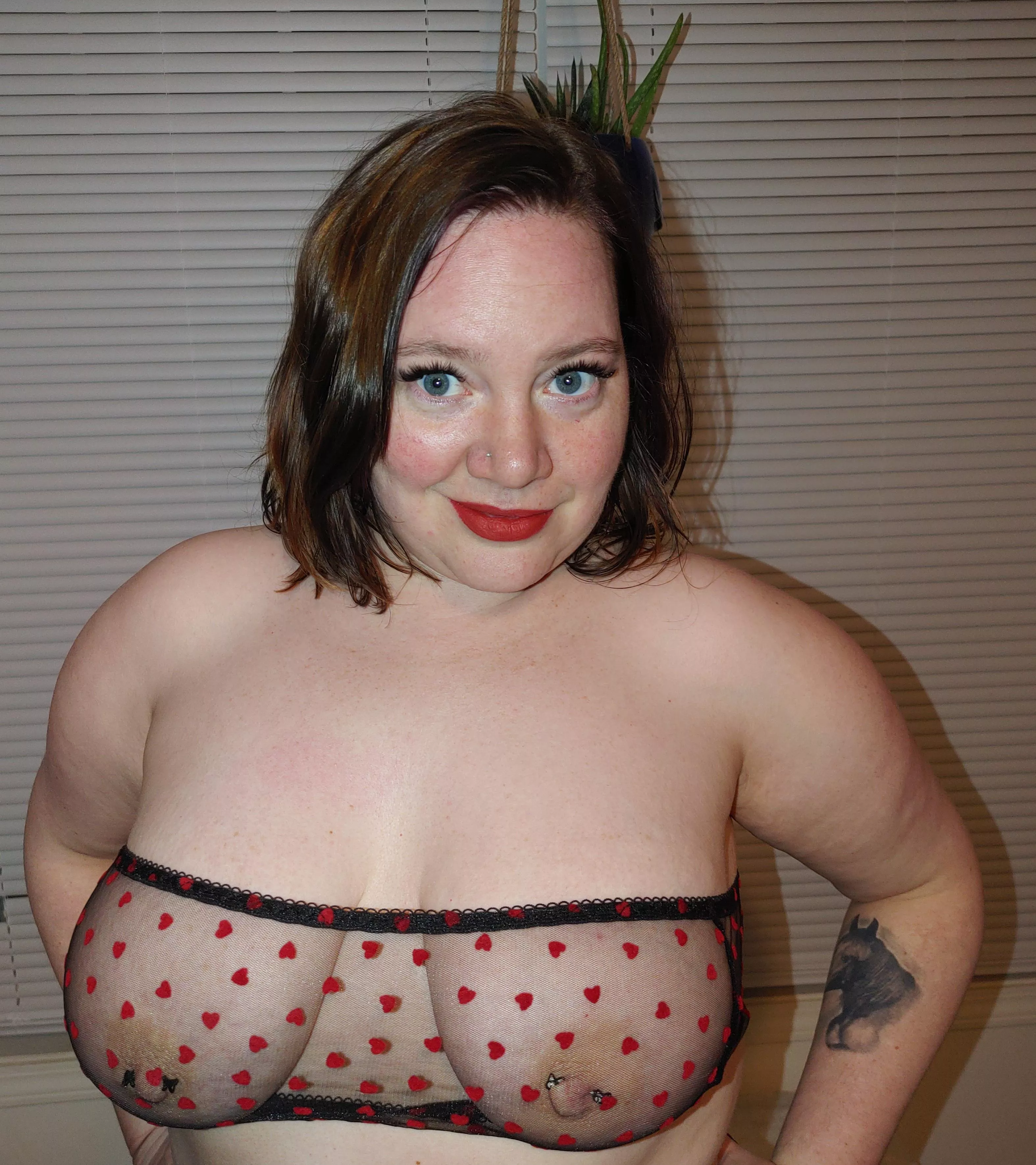 Come join me for some naughty Valentine's Day fun Come join me for some naughty Valentine's Day fun