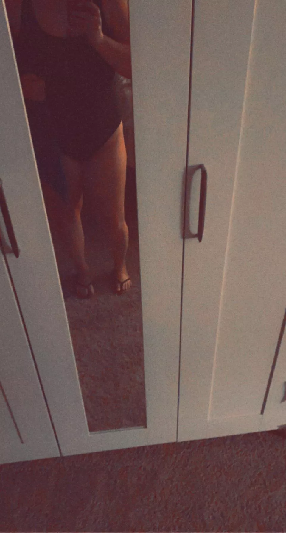 Come join me in the hot tub! (F27) (OC)💕💕💕😈😈