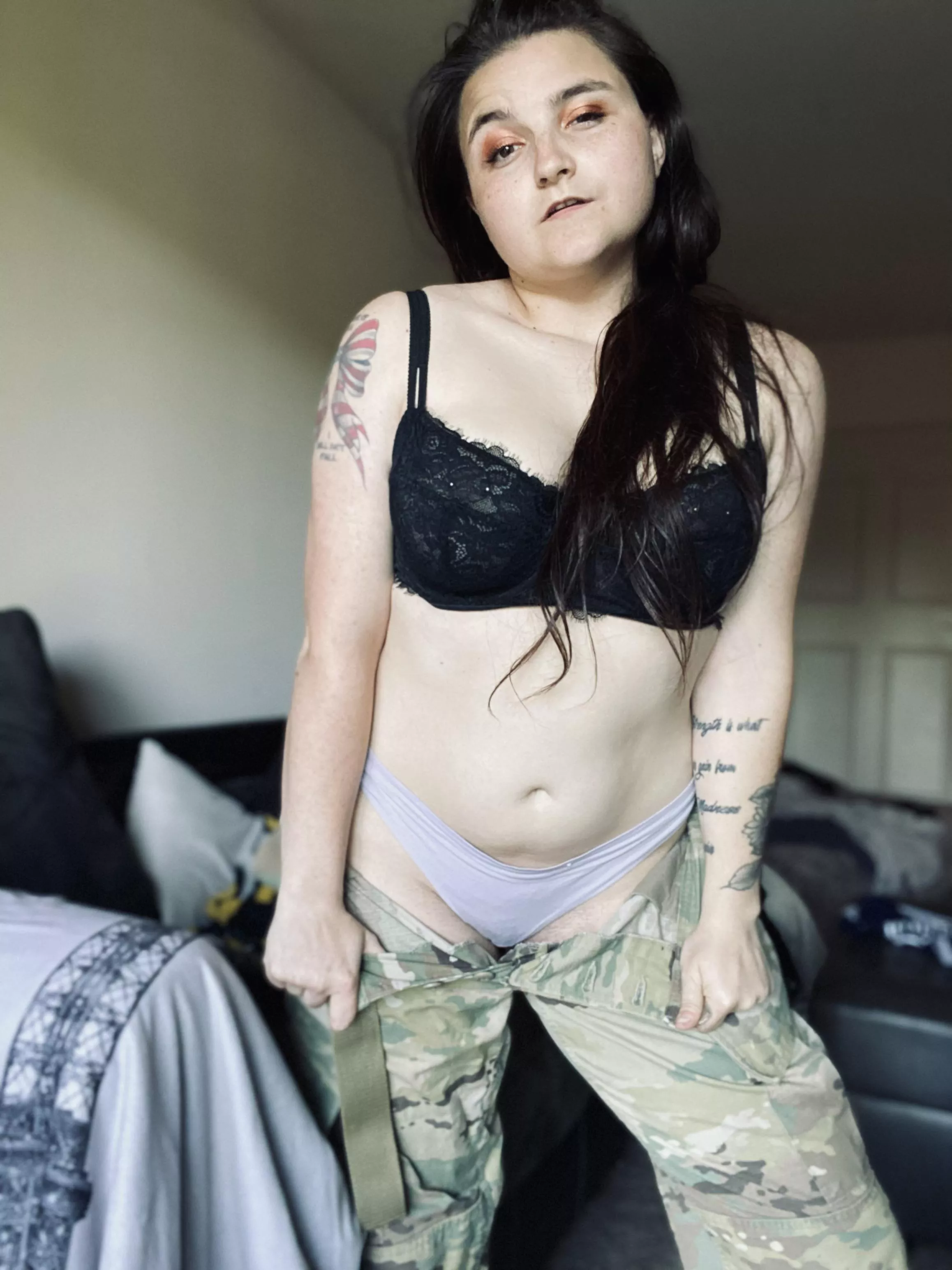 Come play with this veteran lol but don’t be scared when you end up with your hands tied Come play with this veteran lol but don’t be scared when you end up with your hands tied