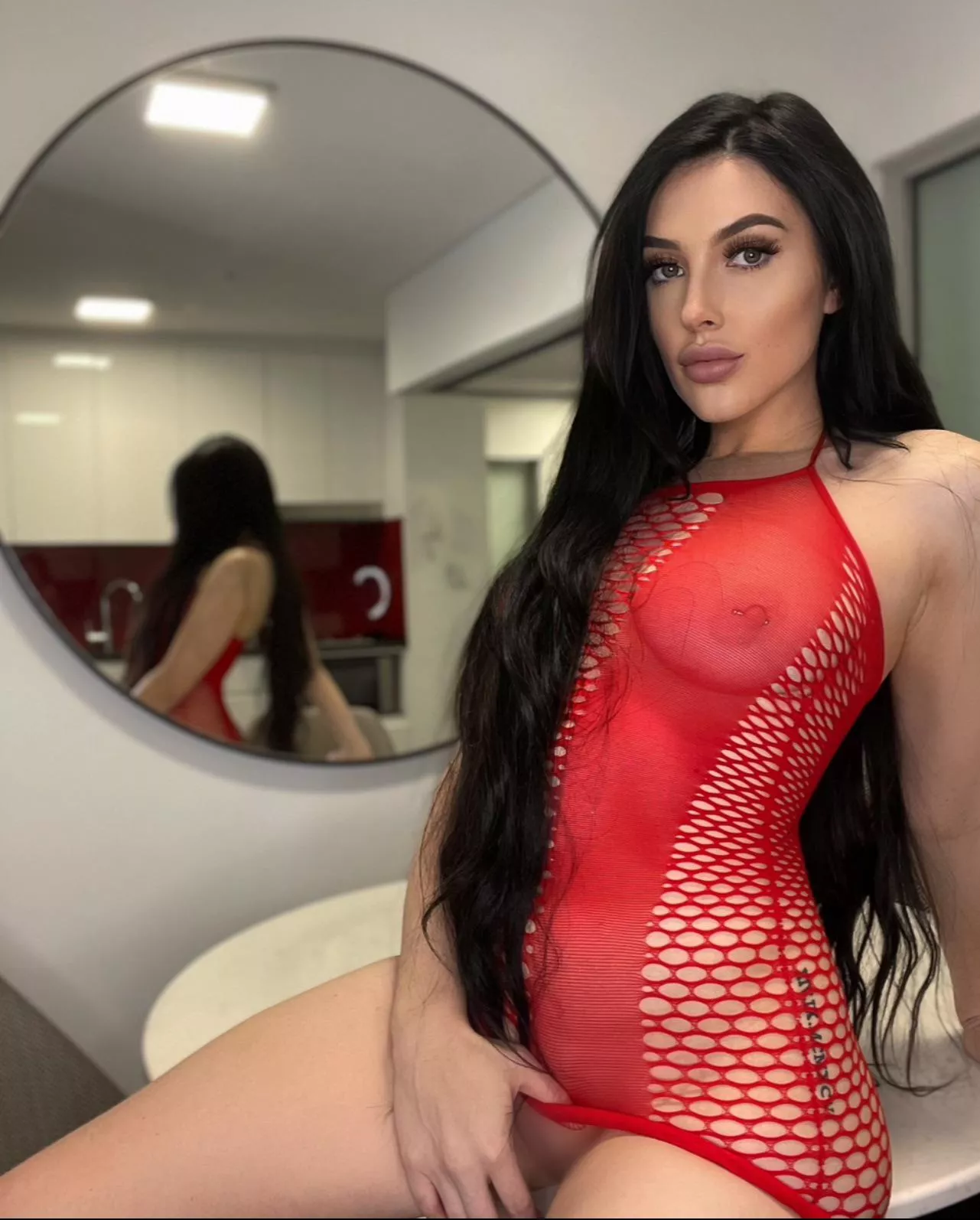 Come pull my dress up