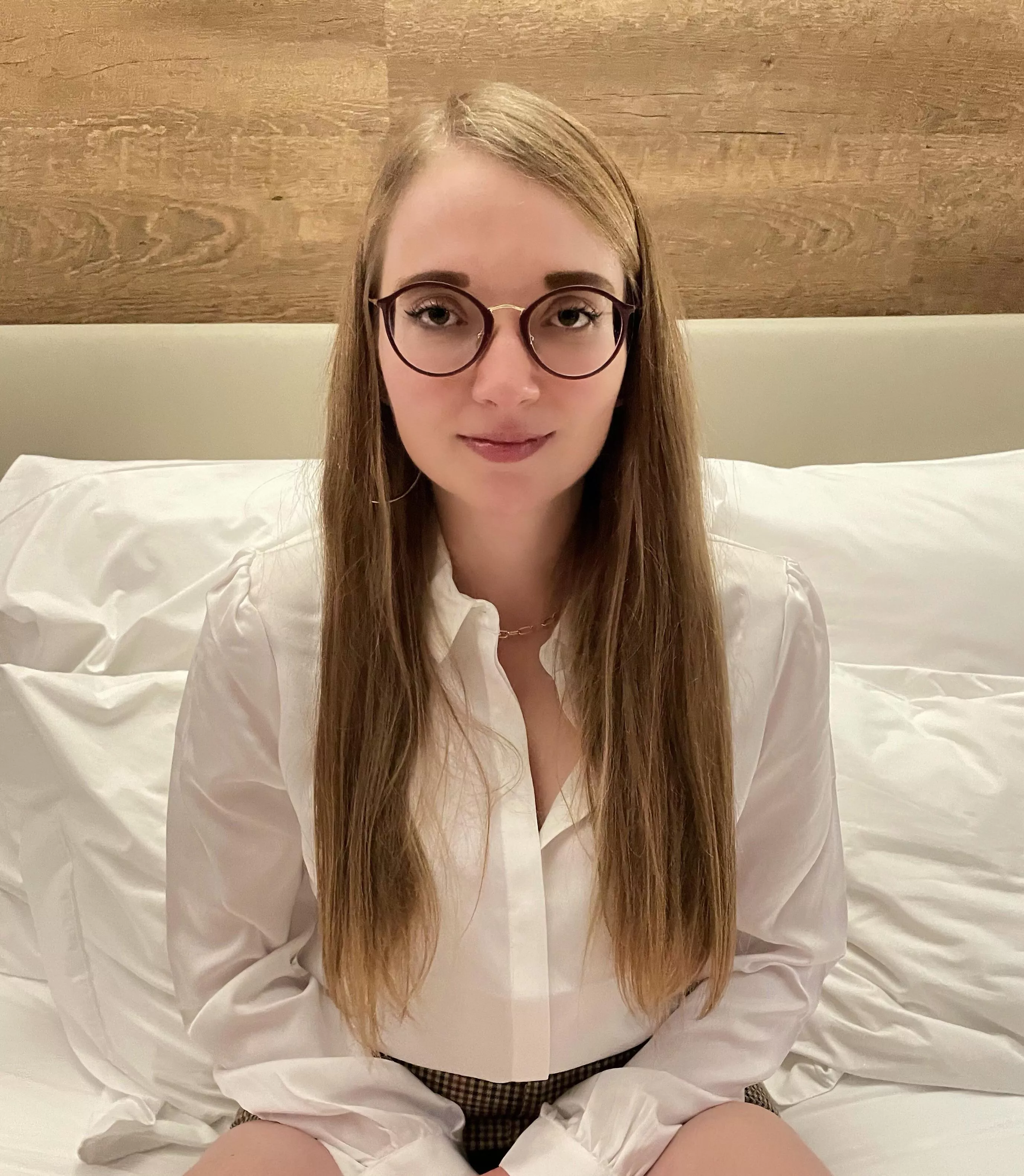 Come say Hi in the comments or with a PM of you like my glasses! ☺️ [F32]