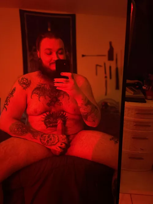 Come sit on Daddy’s lap 😈