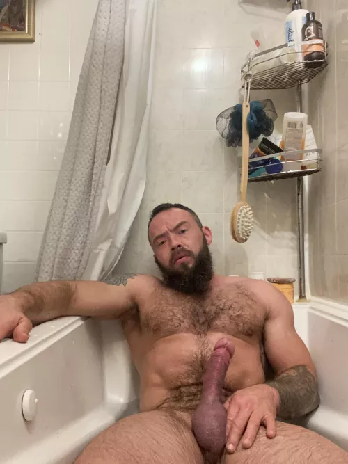 Come sit on my lap😉