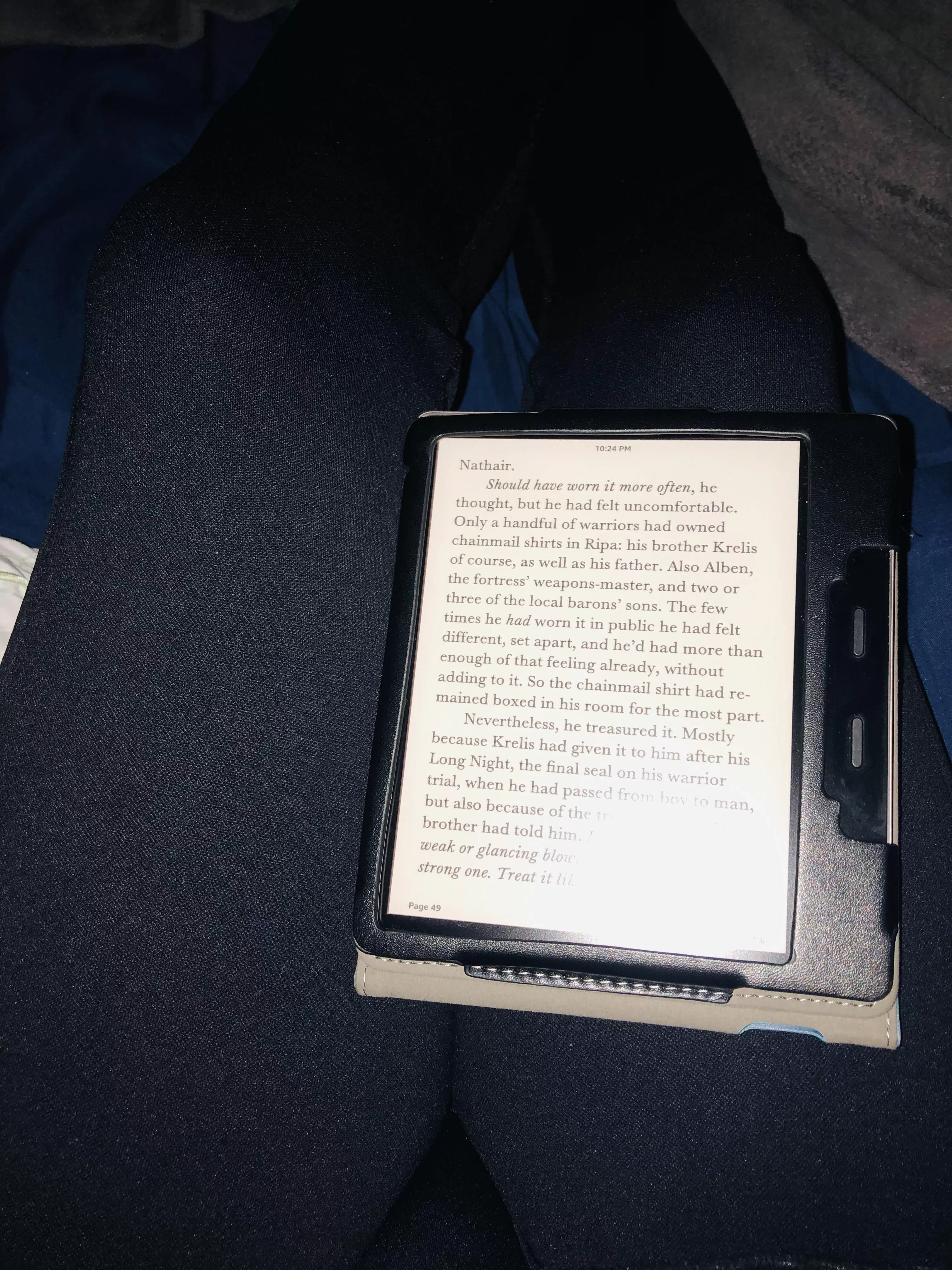 Come sit on my lap and I’ll read to you 😙