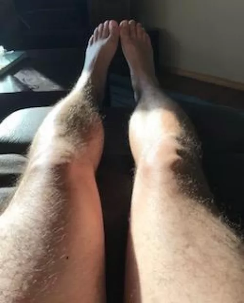 Come suck my toes and work your way upβ¦π