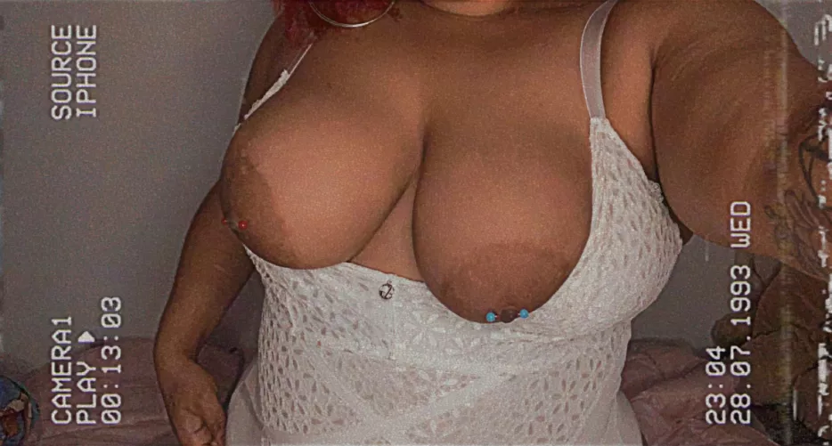 come take off the rest of my bodysuit ✨