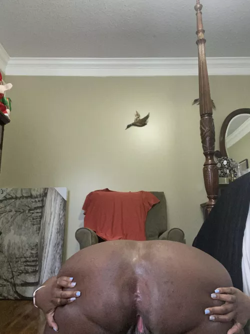 Come tell me what you want to see daddy🍫💞