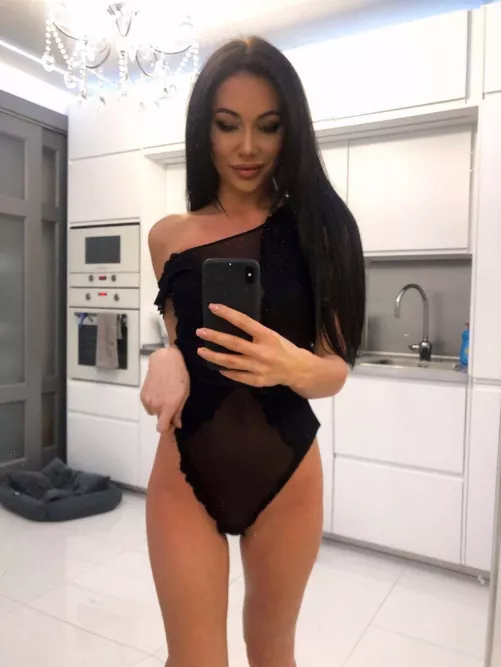 Come to fun with me, honey