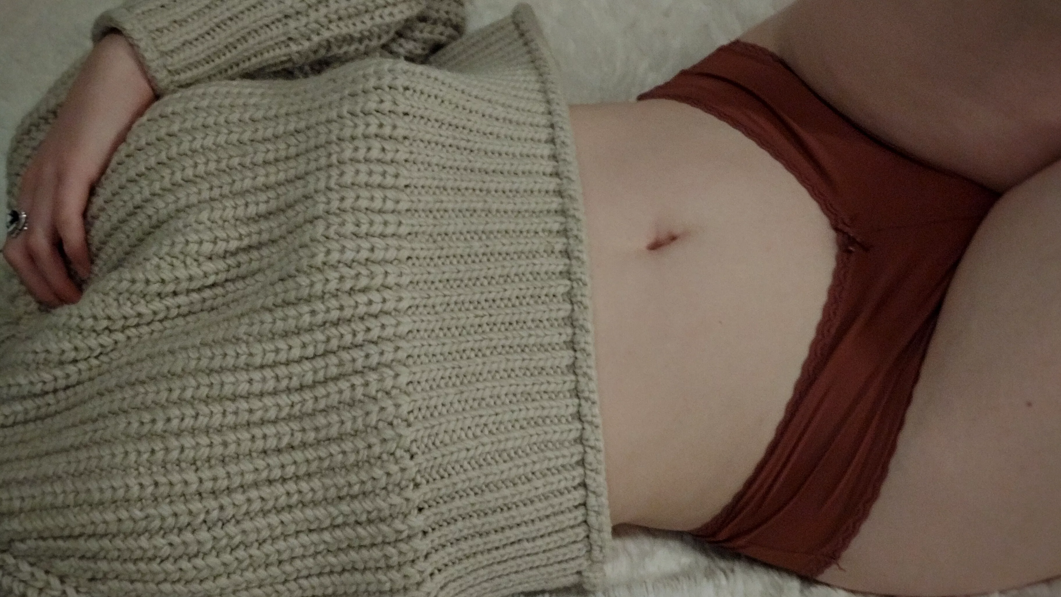 Comfy and silky 🤤 [f]