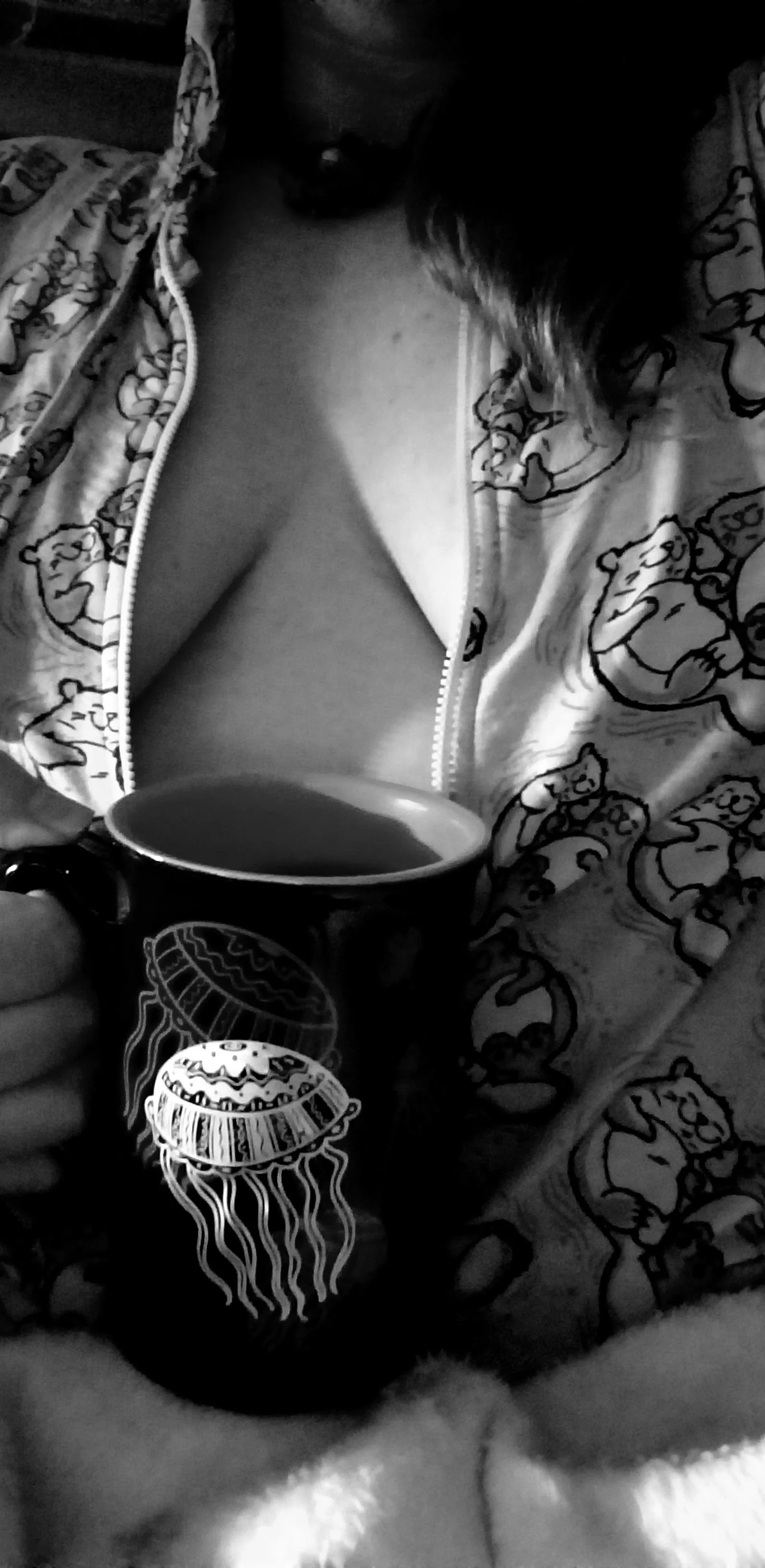Comfy, cozy Sunday morning....might need a hand with the rest of the zipper, though Comfy, cozy Sunday morning....might need a hand with the rest of the zipper, though