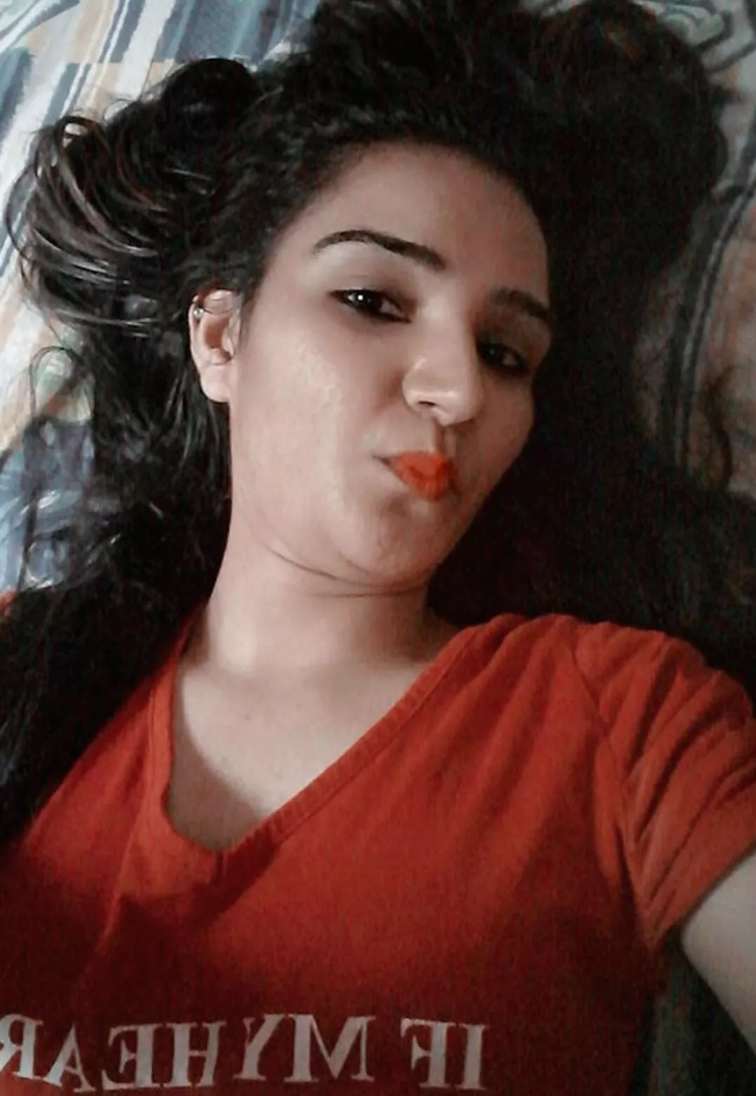 Comment for her ✊🏻💦