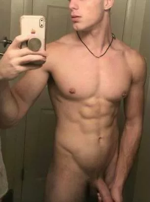 Comment if this made your day better so I know to post some more😉🥰 Comment if this made your day better so I know to post some more😉🥰