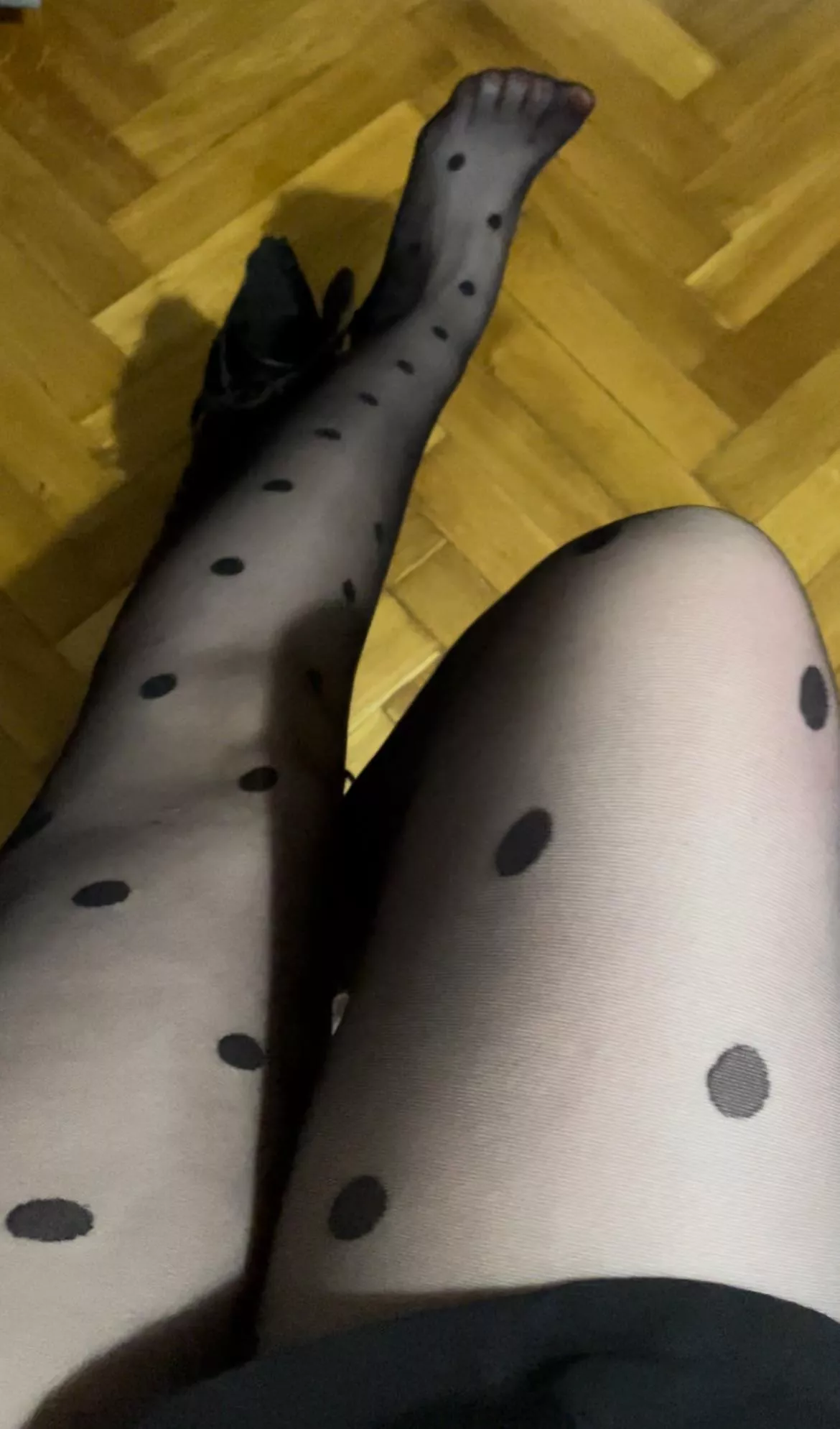 Connect the dots with your tongue