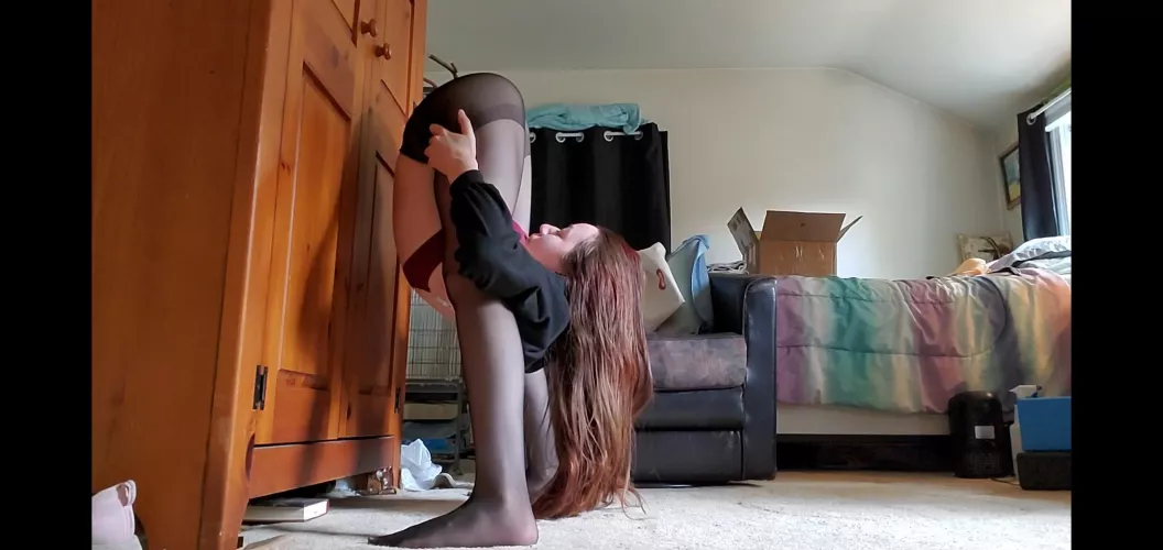 Contortionist here🖤