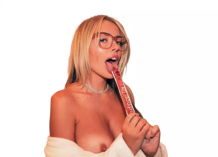 CORINNA 😳 HUG3 B00BS AND PUSSY NEW! 💞VIDEO❤️ LINK B3L0W👇🥵