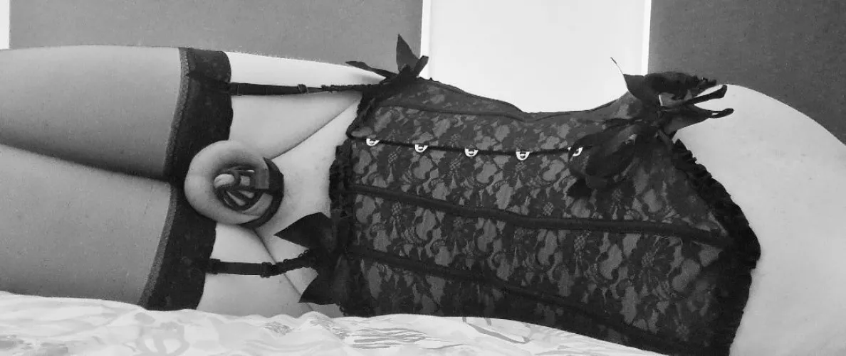 Corset + Cage = my favourite combination