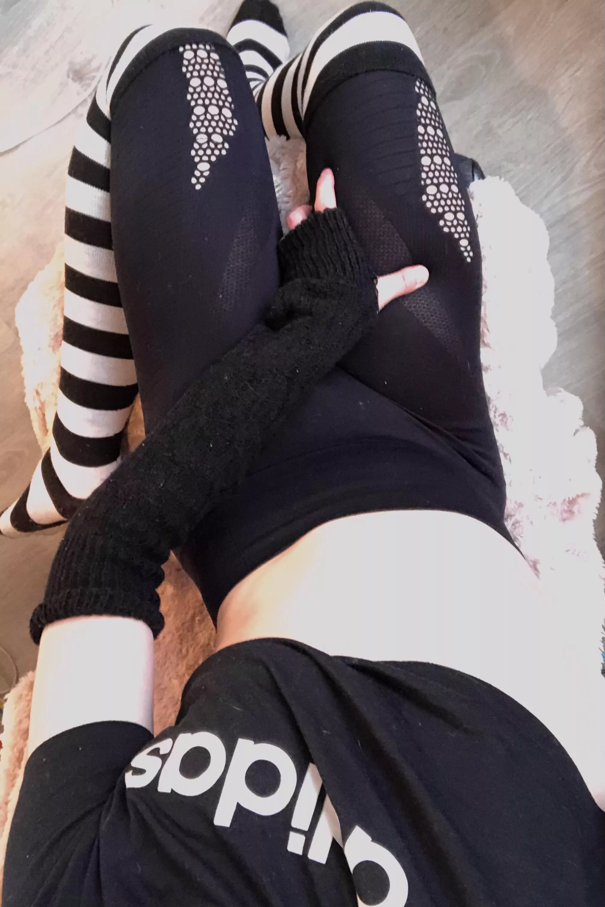 Could I be a good pillow? 🥺💕