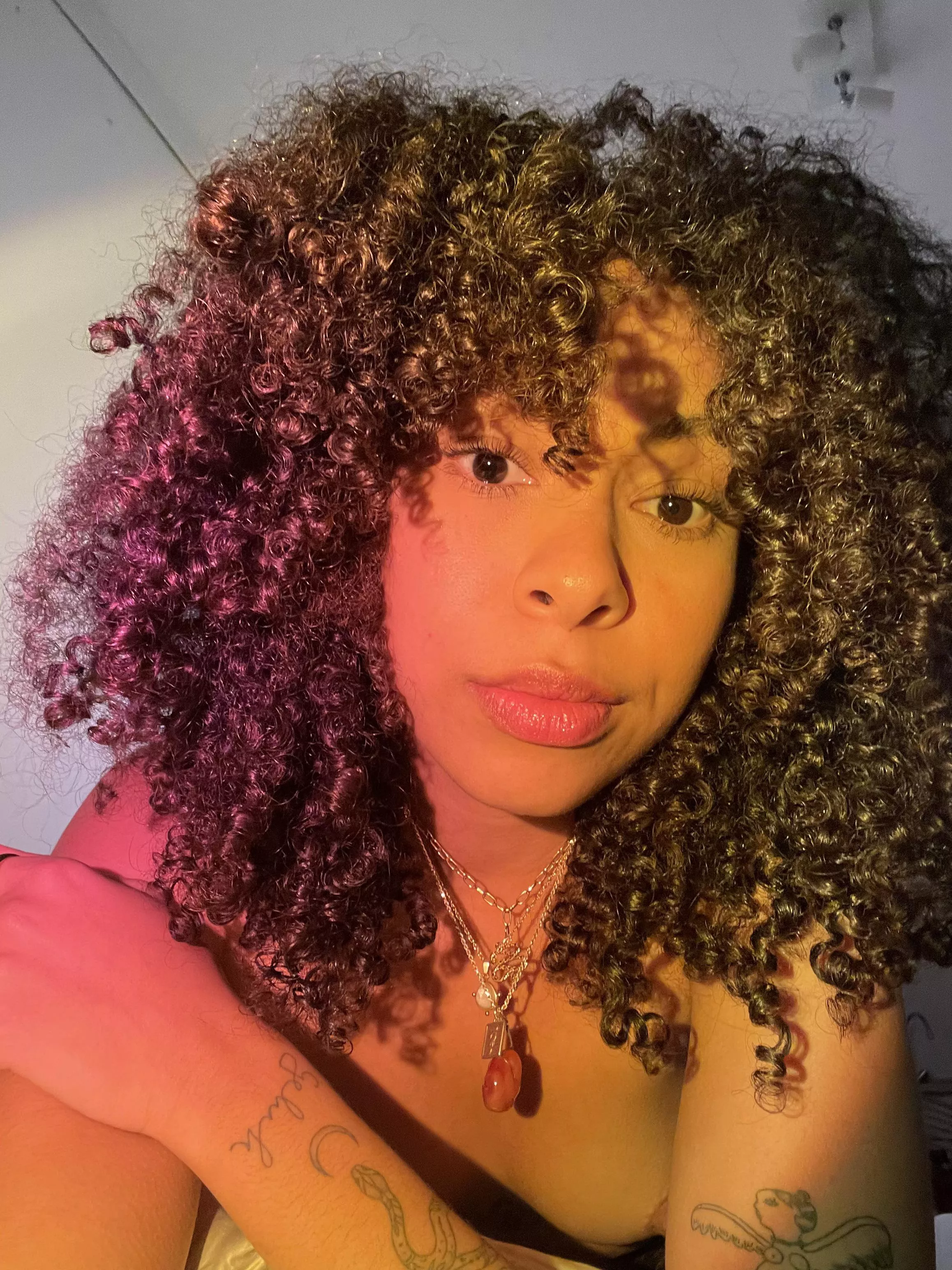 Could I be your type of girl?