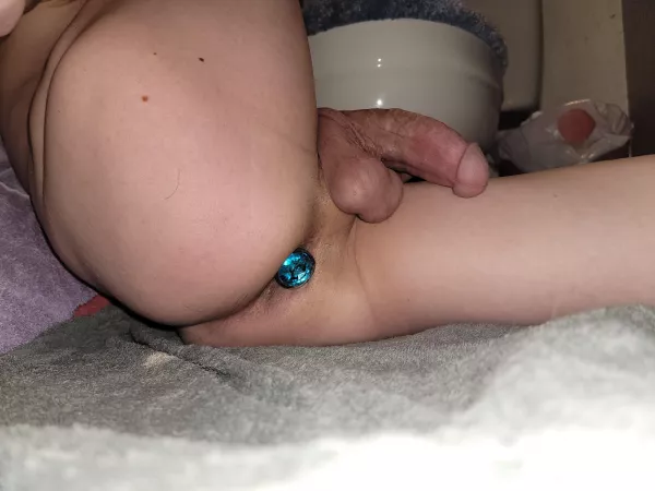 could use a mouth or two 😈😈