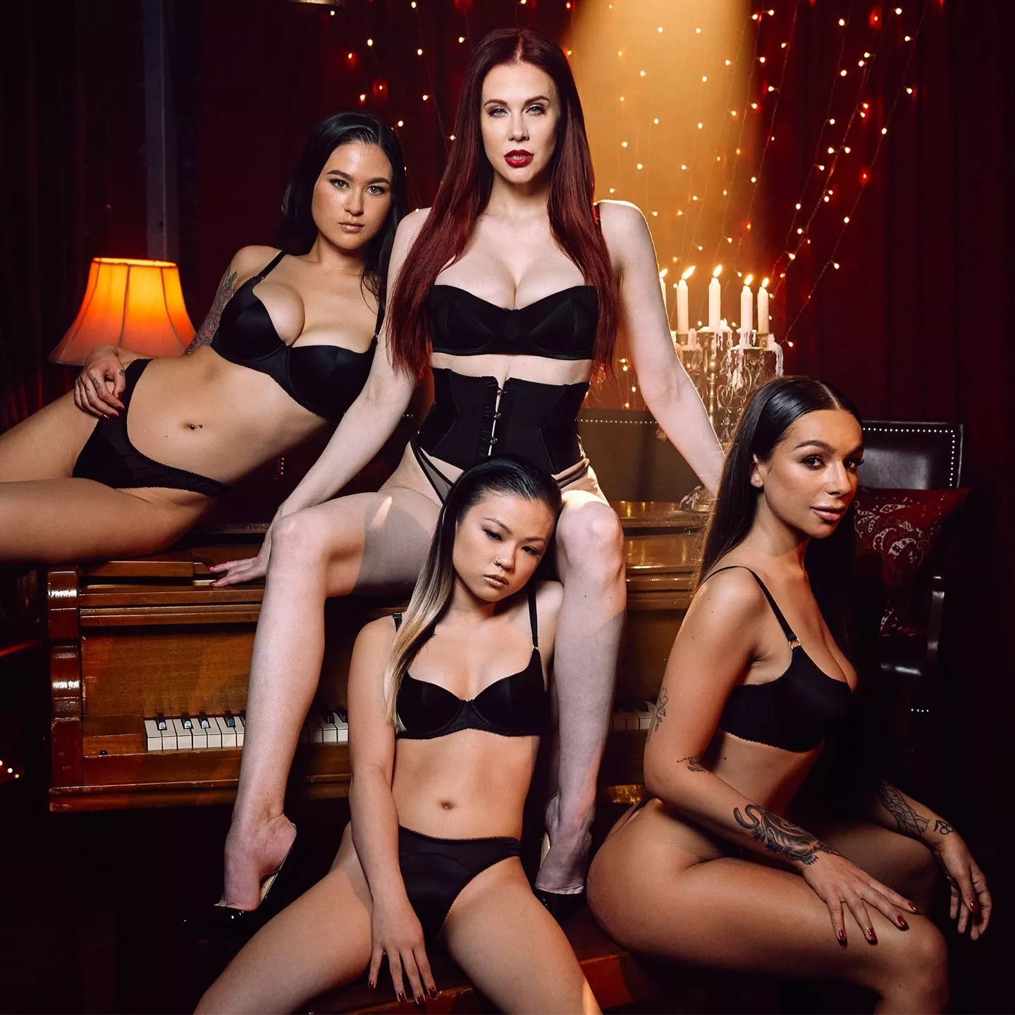 Could you handle this Orgy all alone ??