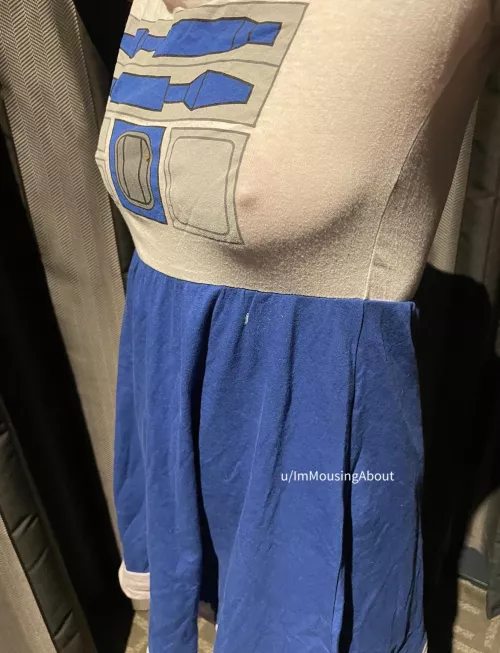 Could you tell I’m braless in this one? Hehe xx