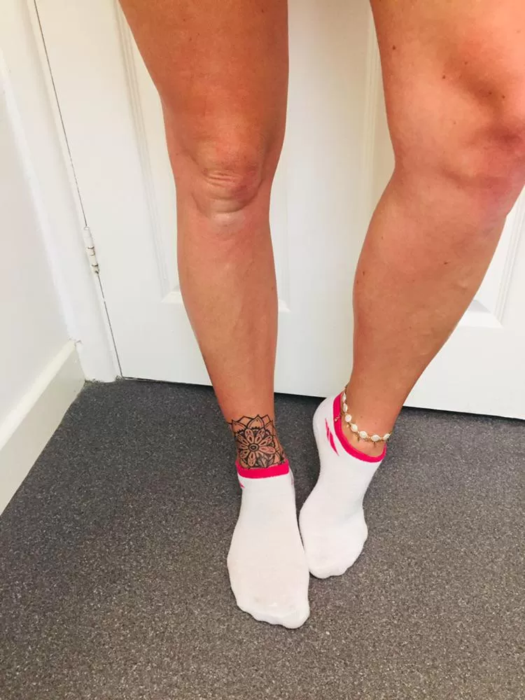 Couldn’t leave my sock lovers left out 😜❤️🖤 Couldn’t leave my sock lovers left out 😜❤️🖤