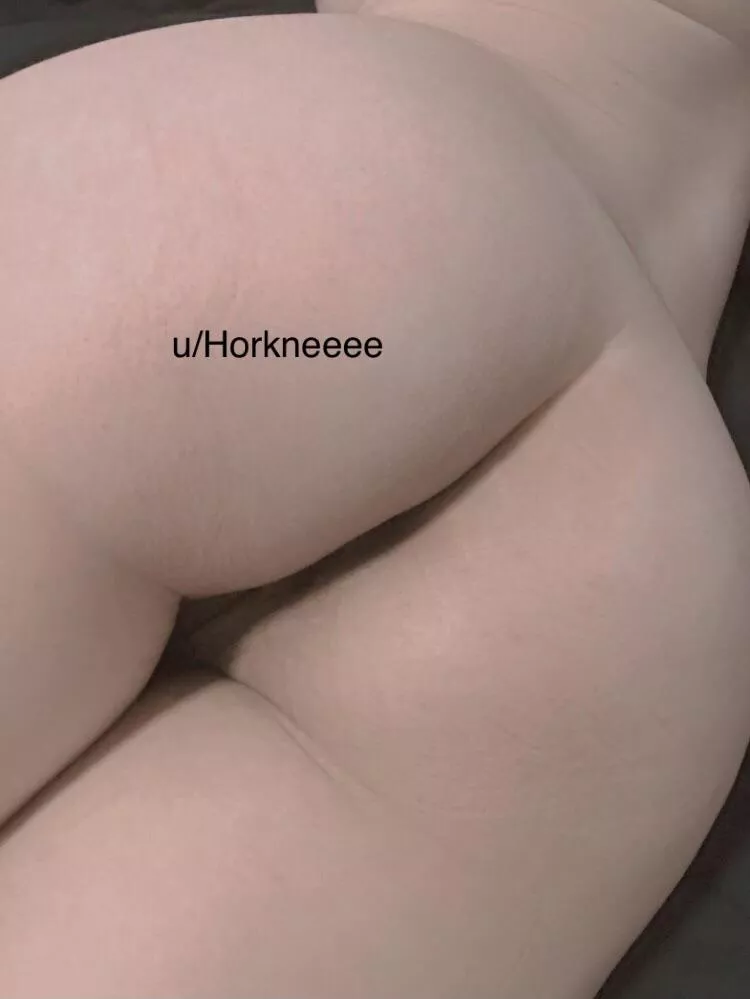 Cover my ass with your cum <3