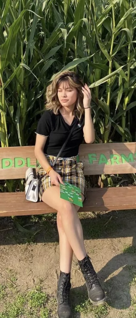 Cover my aunts slutty ass and bust your cum on her pretty inocente little face!! She’s begging to get unloaded on from a different person!! Kik me if you think you can handle her cute ass!! Kik jessse56