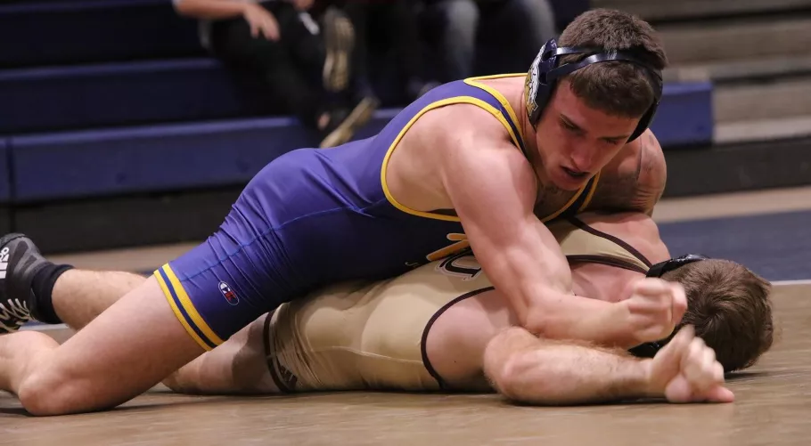 “Craig Connor (on top)” …