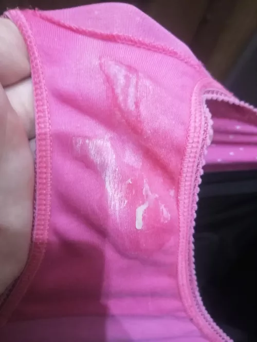 Cum on my panties