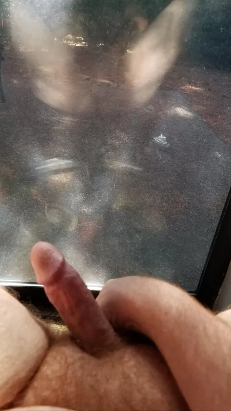 Cum to my window 😉