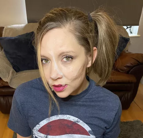 Cumslut milf π¦