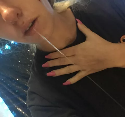 Custom videos available today ☠️🖤🤤