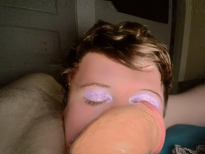 Daddy says if I pray to his cock for 30 minutes before he leaves for work, he won’t leave me in bondage all day while he is at work 😩 his cock taste so good after he destroys his pussy ☺️