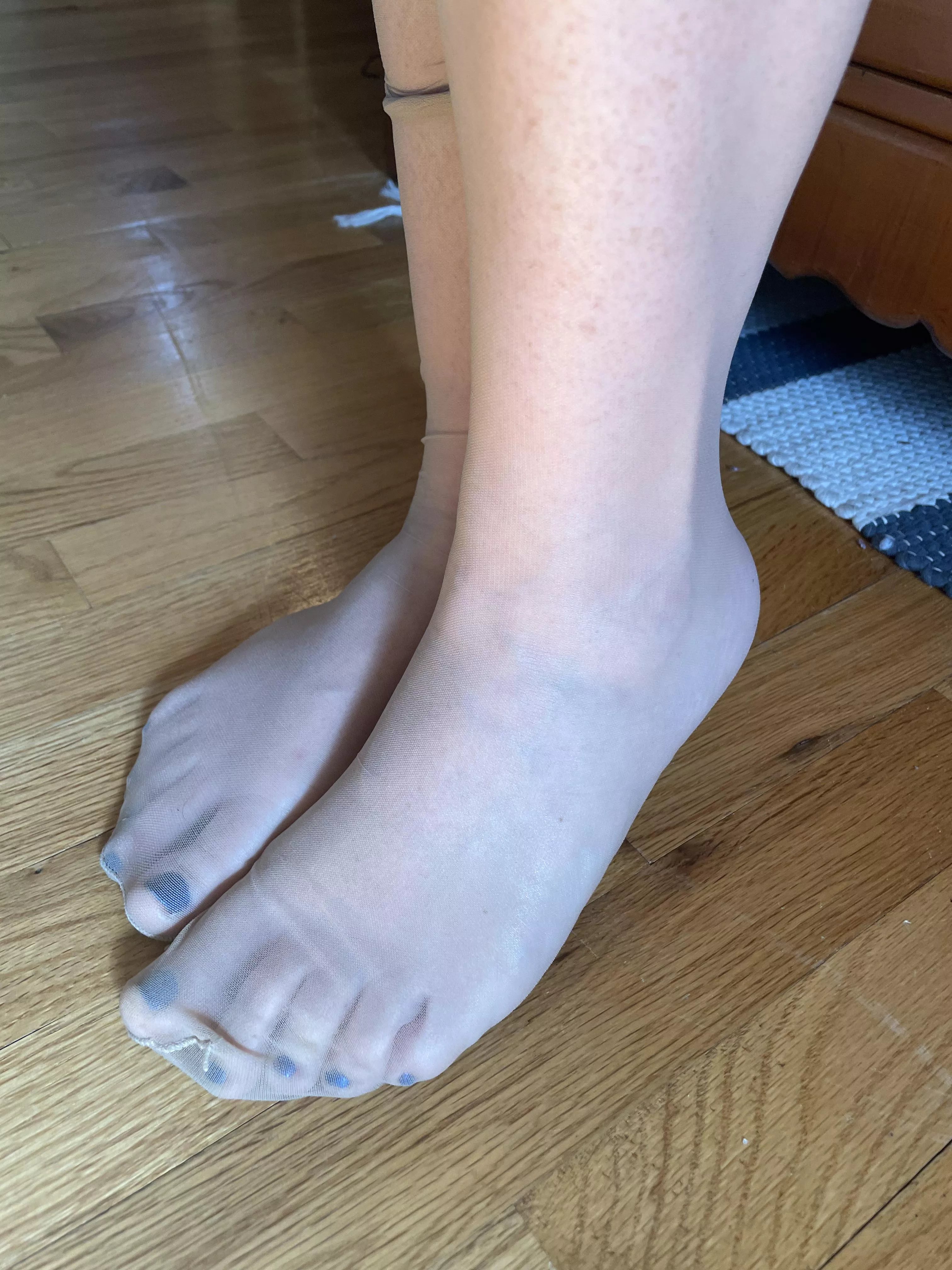 daddy says im not allowed to wash my nylons😘😘😘