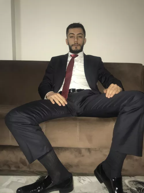 Daddy’s finally home. Wanna touch it?